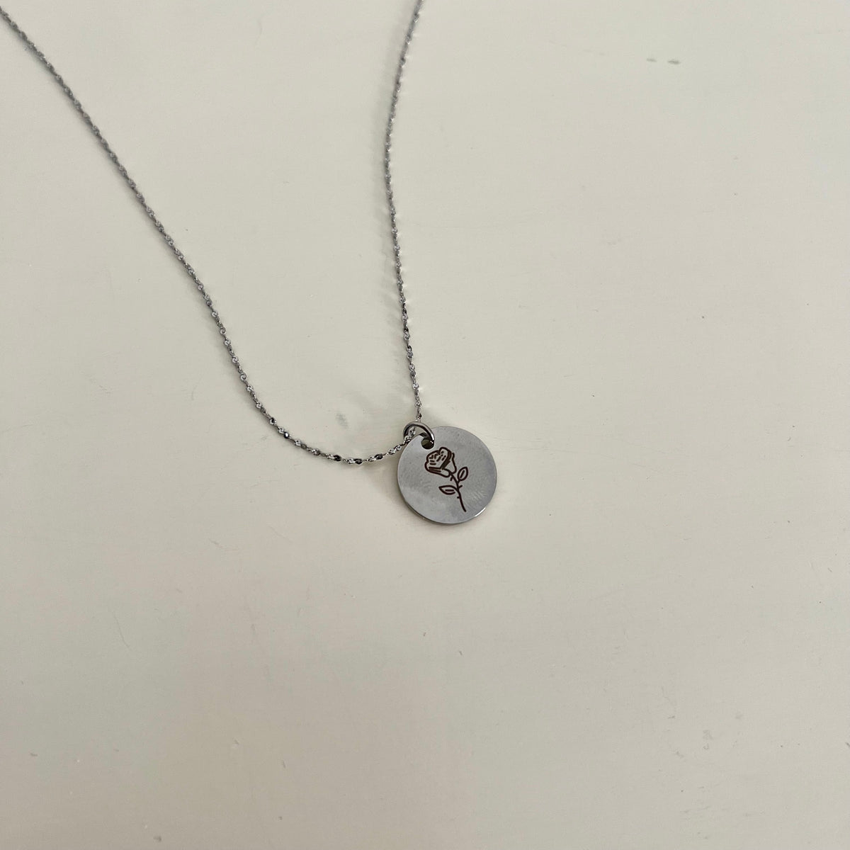Birth flower necklace - Silver