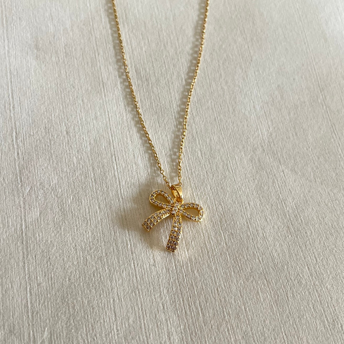 18KT Gold Plated Sparkly Bow Necklace