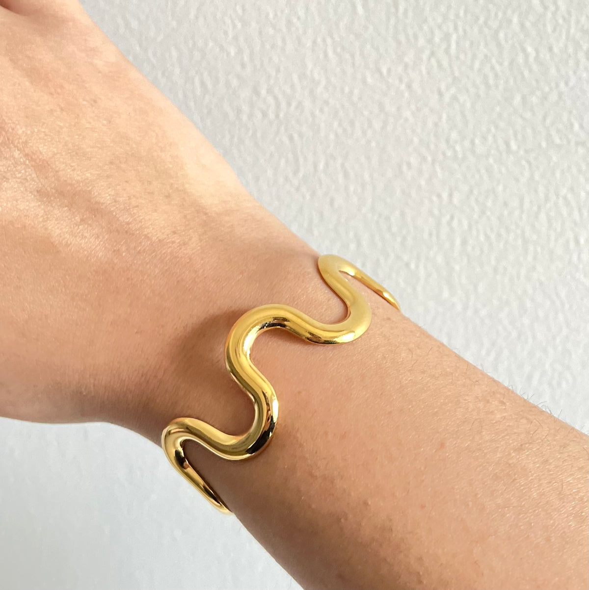 18KT Gold Plated Wavy Cuff Bangle Bracelet