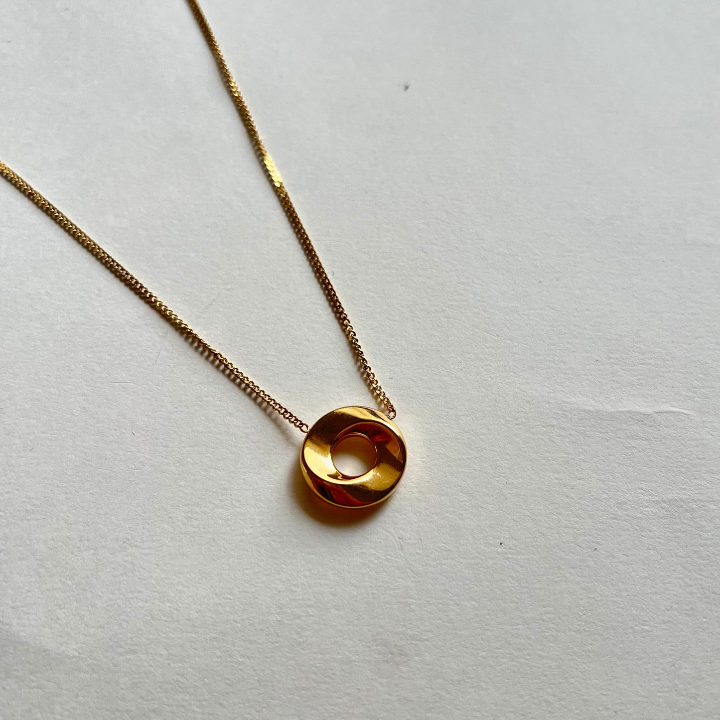 18KT Gold Plated Circle of Love Mobius Reversible Necklace