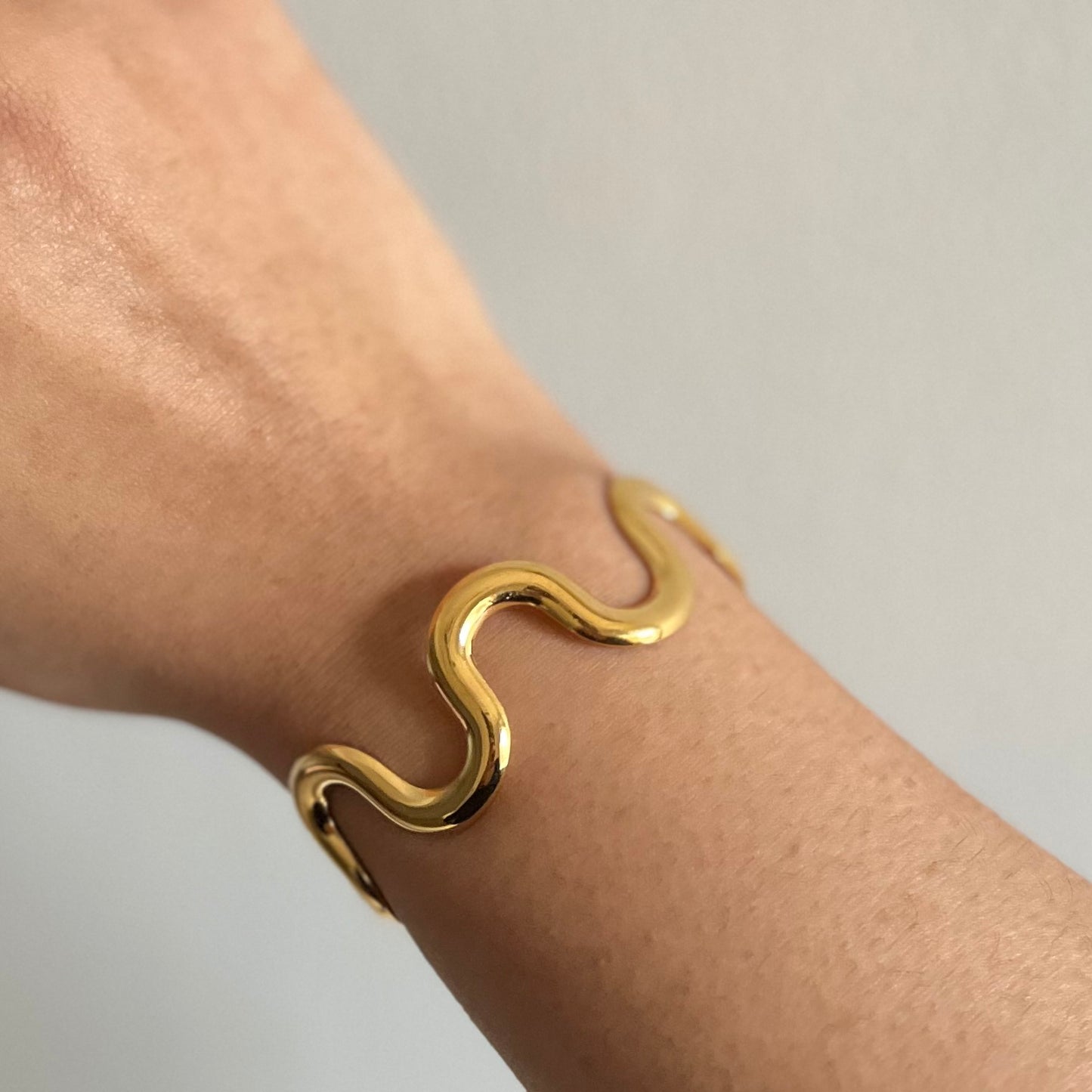 18KT Gold Plated Wavy Cuff Bangle Bracelet