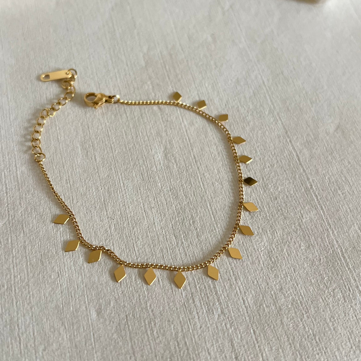 18KT Gold Plated Dangling Diva Bracelet