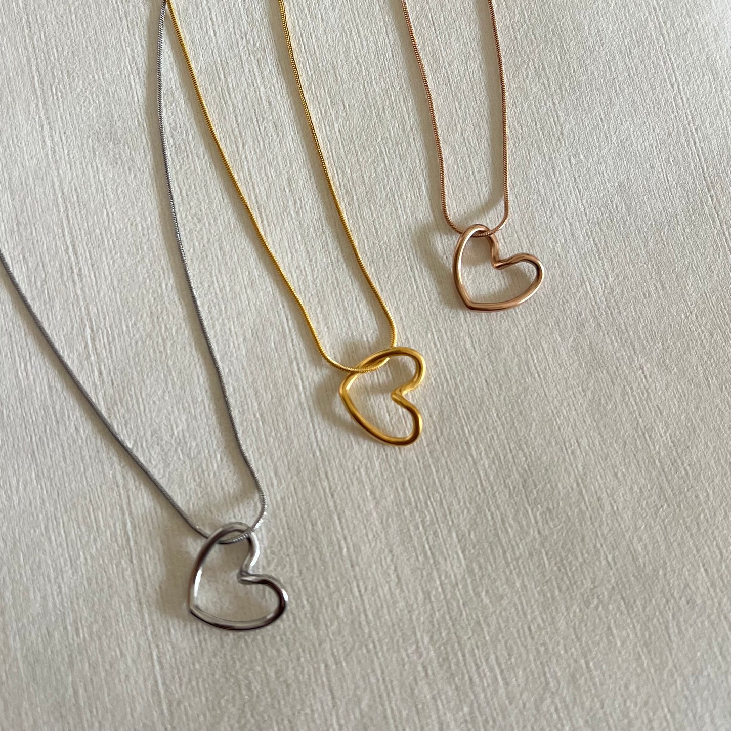 Heart link necklace
