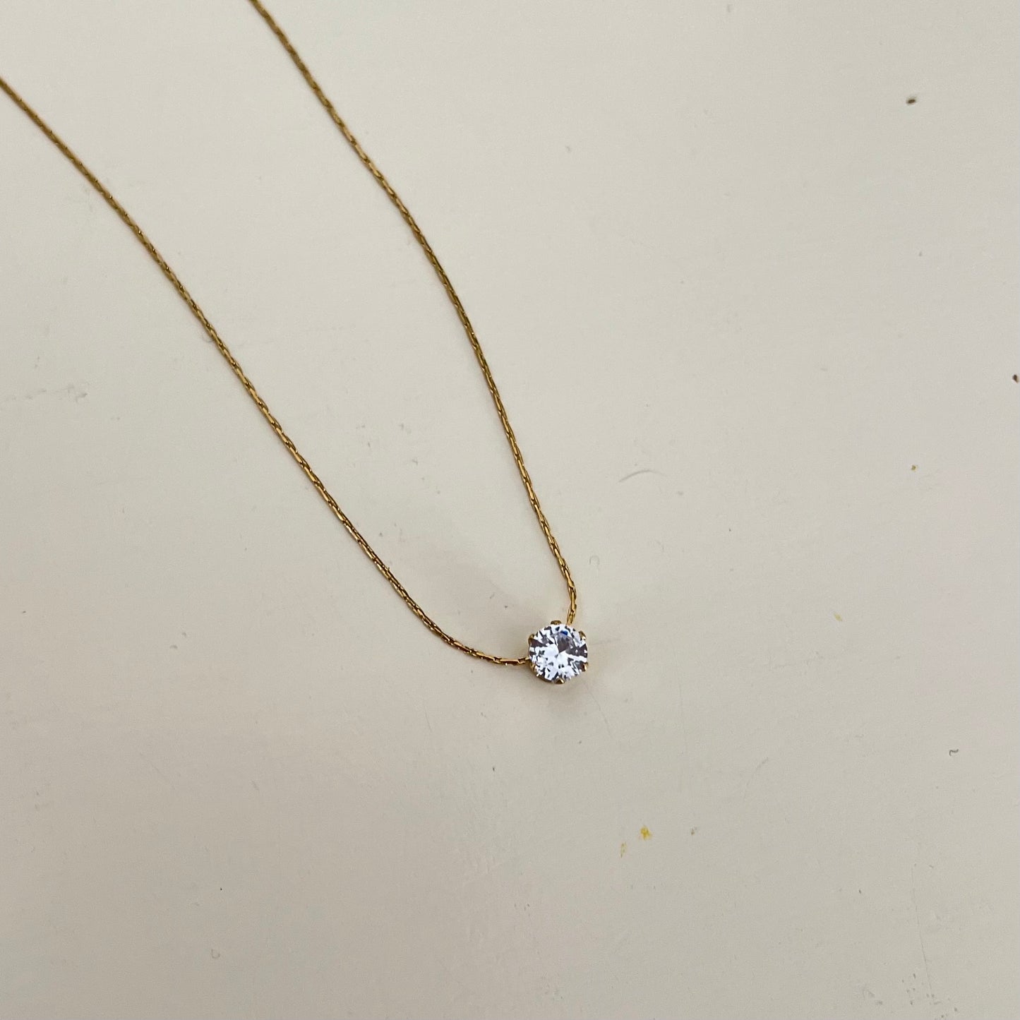 Gemstone shine necklace