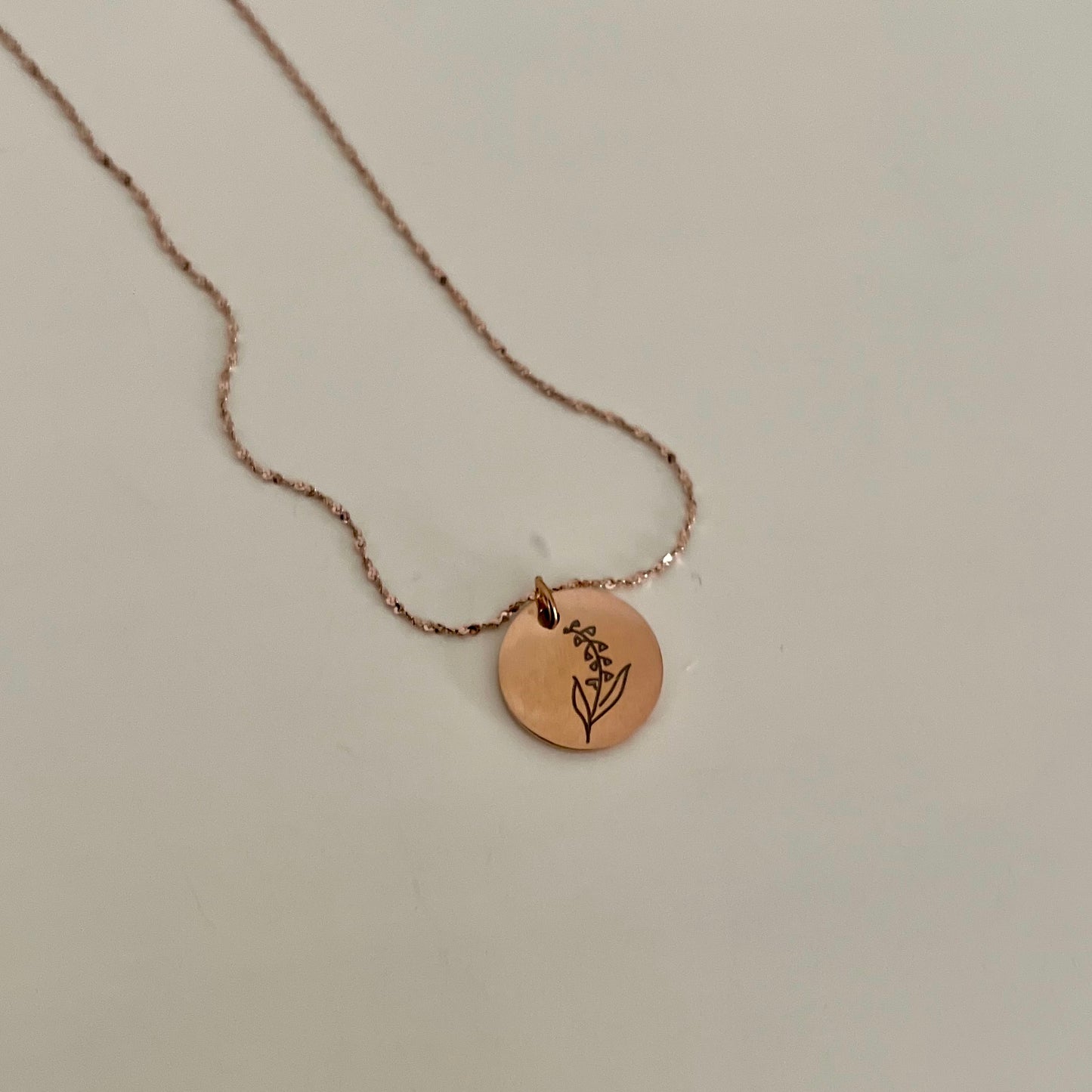 Birth flower necklace - Rose Gold