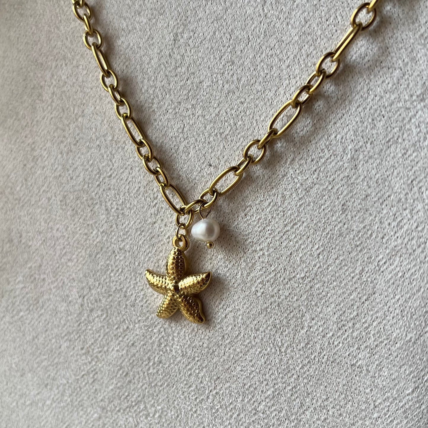 18KT Gold Plated Starfish Necklace with Dangling Pearl