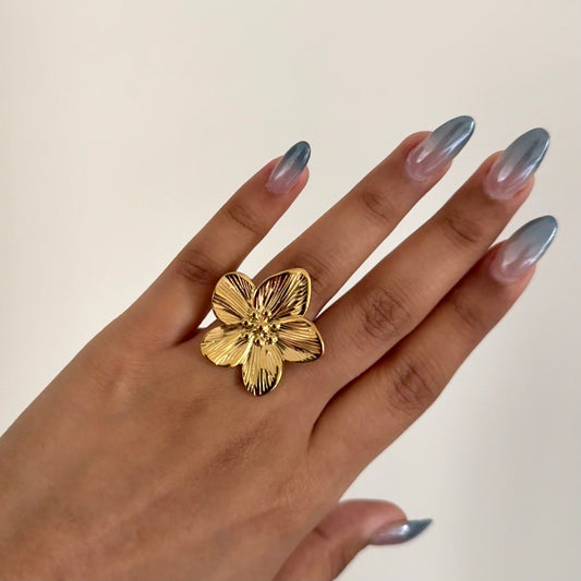 18KT Gold Plated Vidzy flower ring