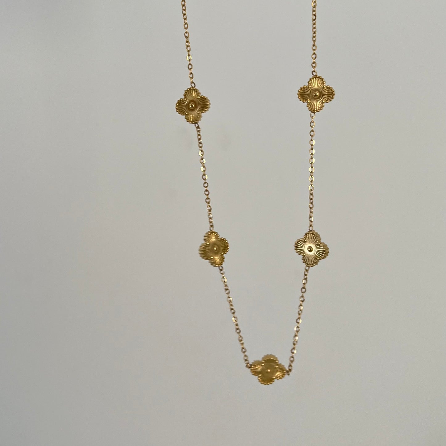 18KT Gold Plated Jaggy Multi-Clover Necklace