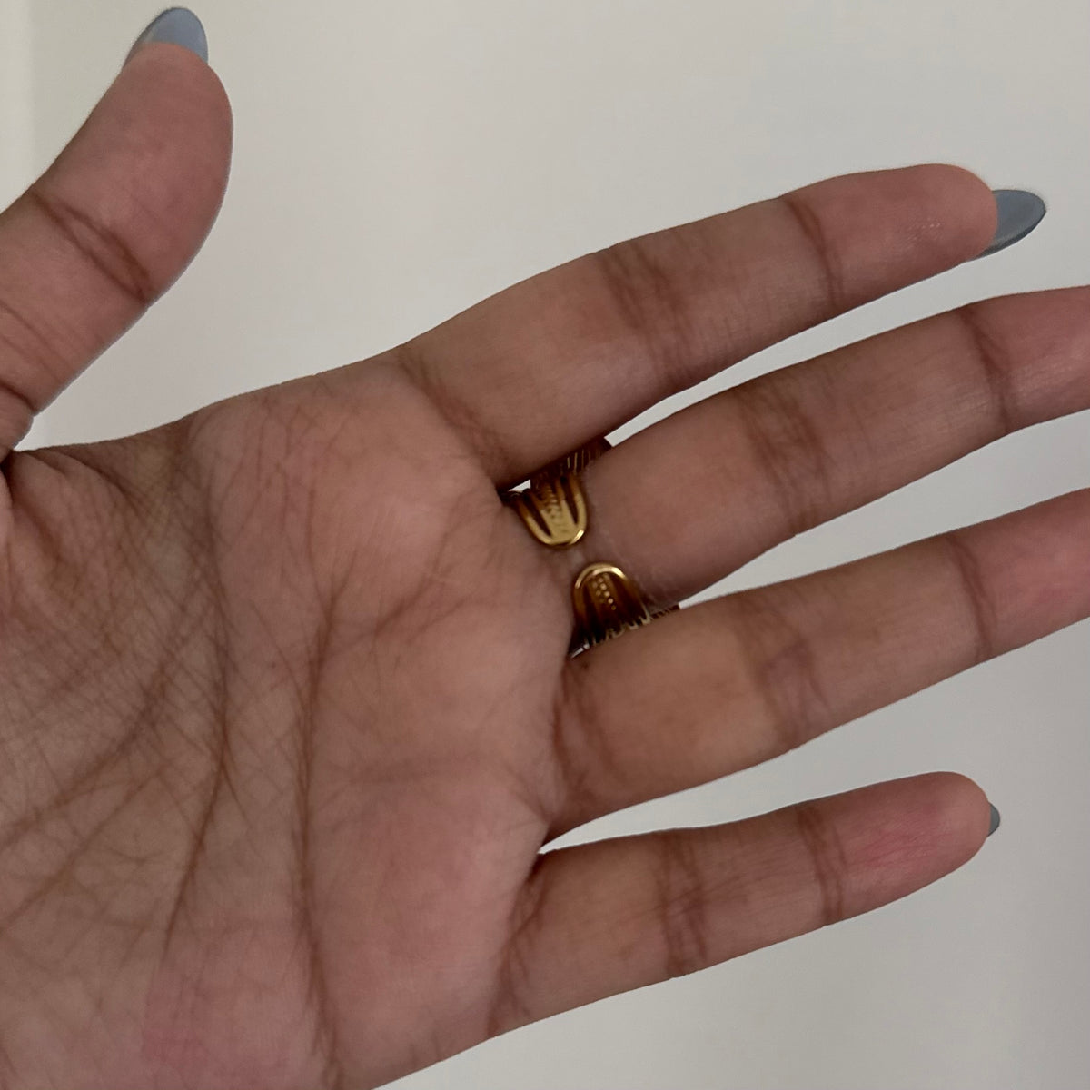 18KT Gold Plated Vidzy flower ring