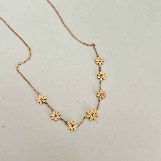 18KT Gold Plated Flower Power Necklace