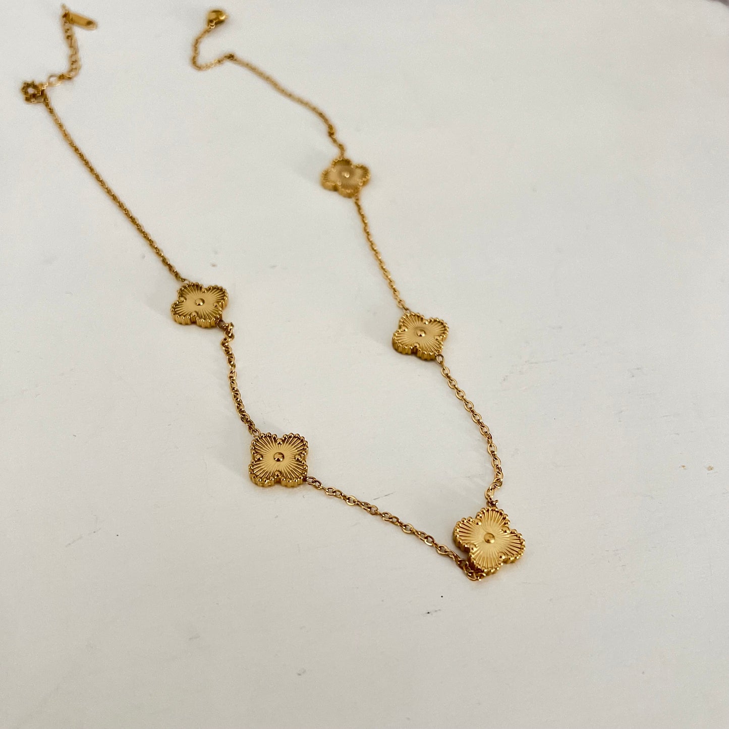 18KT Gold Plated Jaggy Multi-Clover Necklace