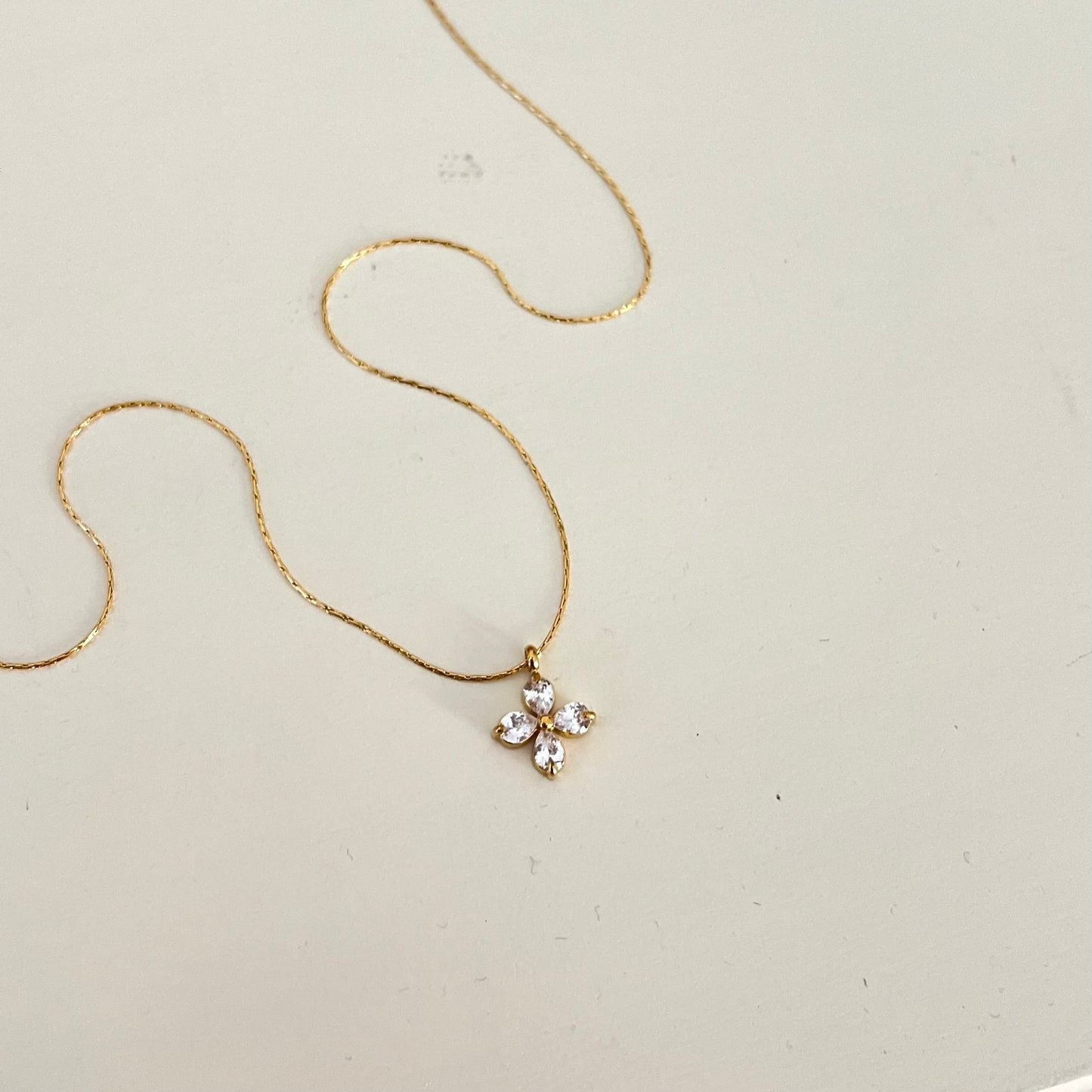 18KT Gold Plated Violet Blossom Necklace