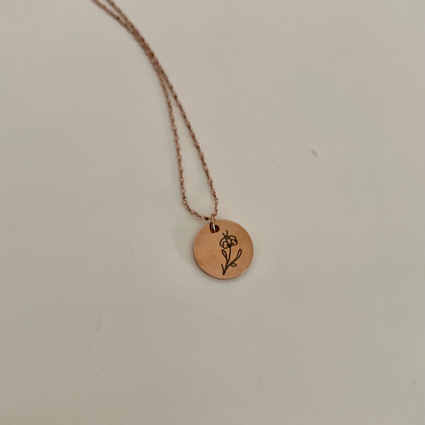 Birth flower necklace - Rose Gold