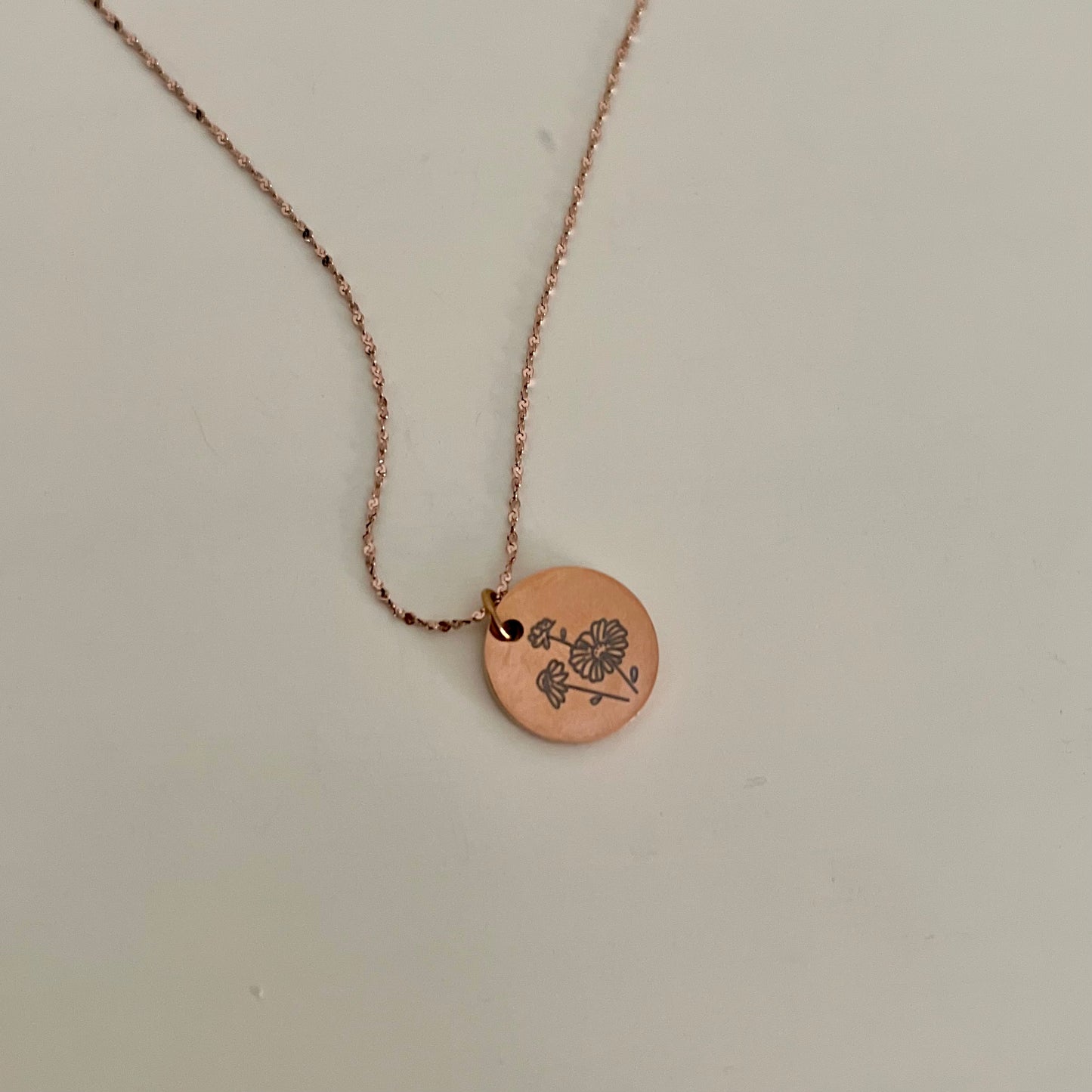 Birth flower necklace - Rose Gold