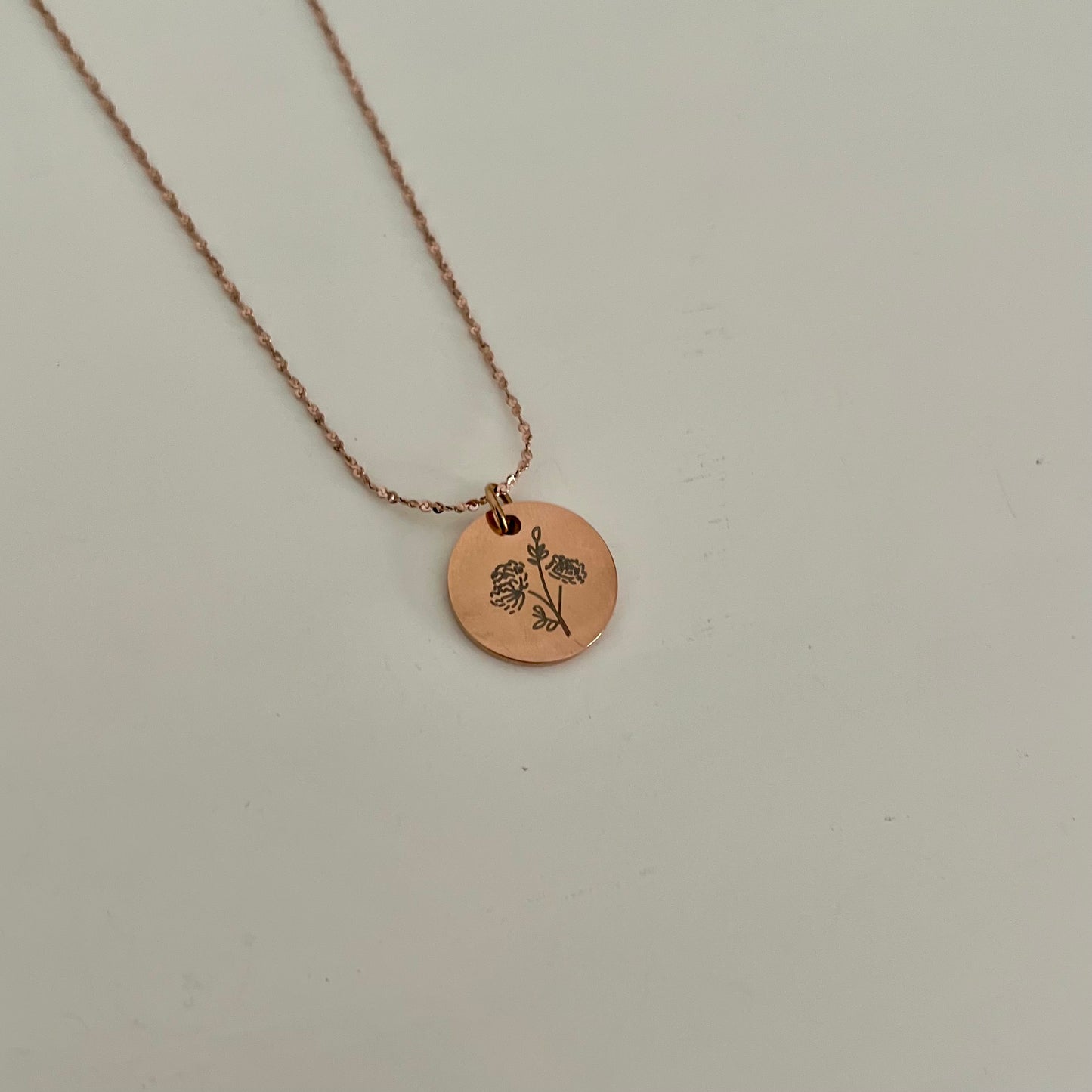 Birth flower necklace - Rose Gold